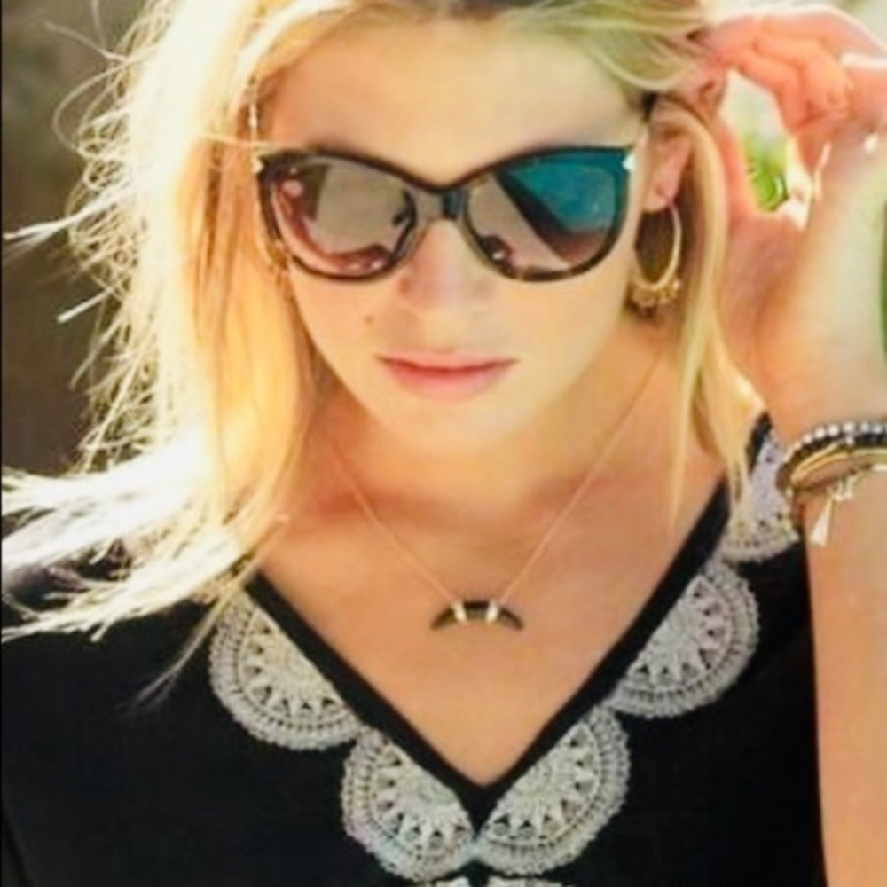 Stella & Dot | Gold+Black Arc+Pavé Pendant Necklace—Retired - Picture 3 of 8